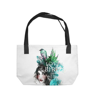 Пляжная сумка Девушка с птицами и листьями